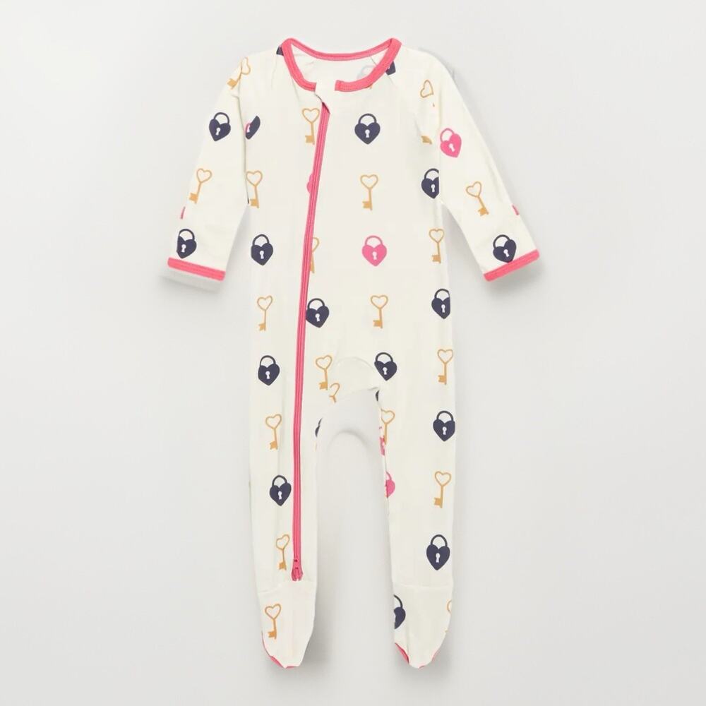 Bestaroo Print Woven Footie Coverall Baby Size 9-12 Months Hearts Lock Keys Girl